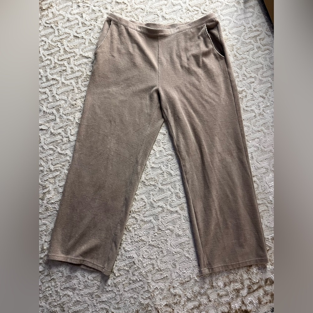 L.L. Bean womens perfect fit knit cords corduroy tan straight leg
